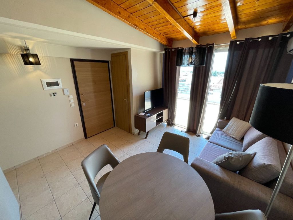 Studio 21 m², 6th floor, Nikaia, Piraeus Suburbs, photo 1 of 12
