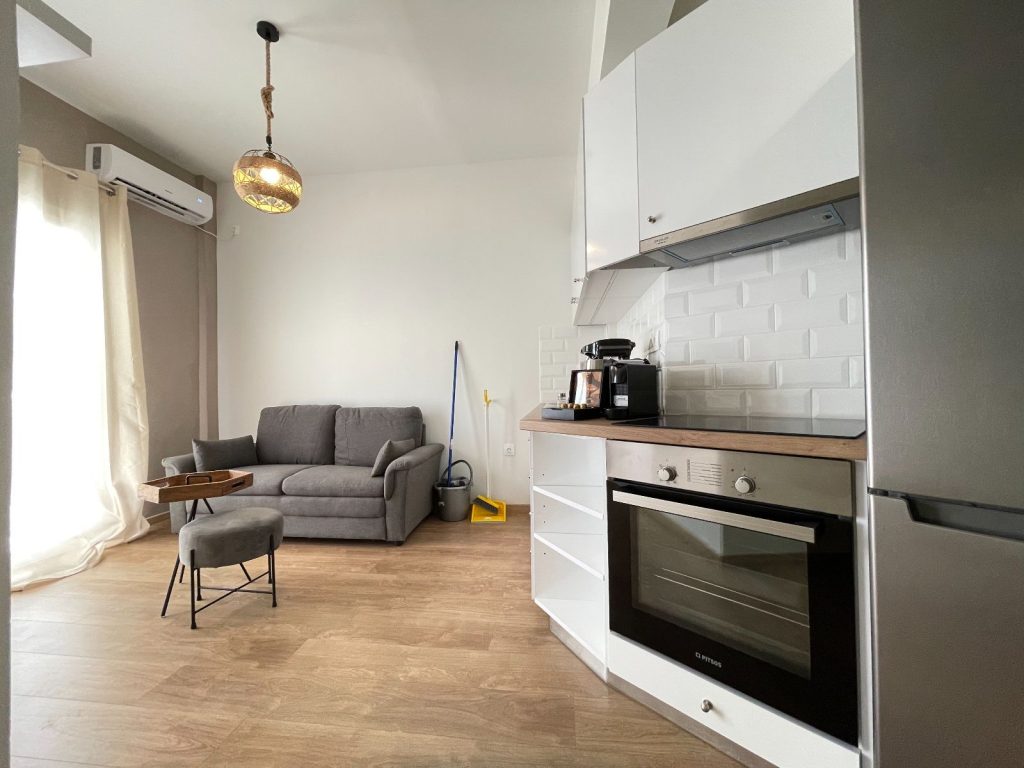 Apartment 44 m², 2nd floor, Alimos, Athens - Southern Suburbs, photo 1 of 11